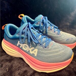 Women’s Hoka Bondi 8, size 8